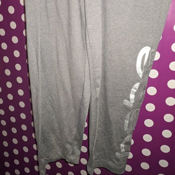 Bebe 3pc - Picture 9 of 10